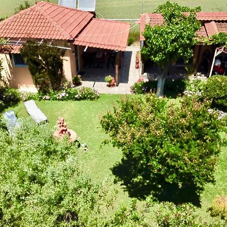 Case de vacanță Dream Garden House Christina *